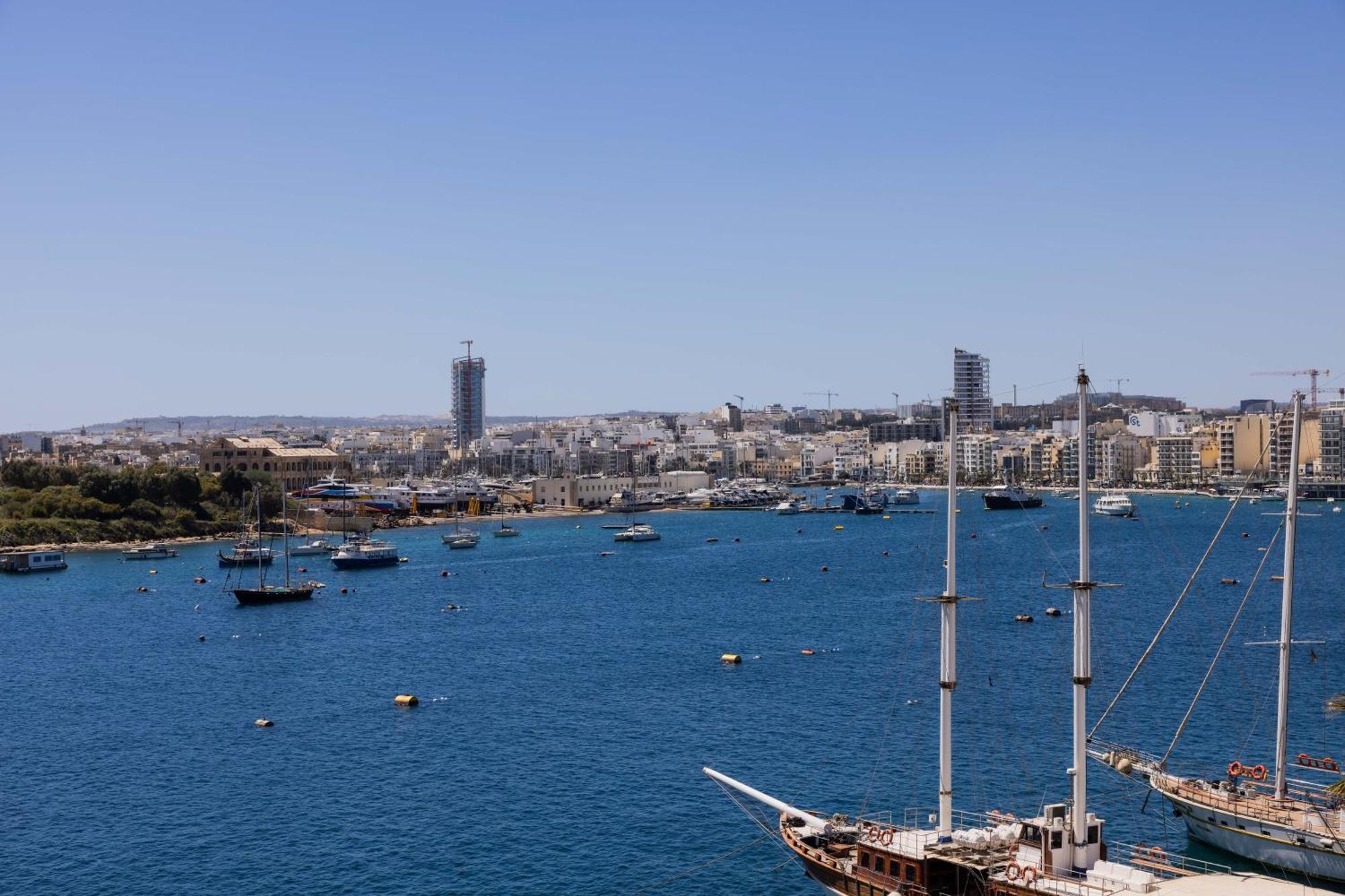 Sliema Seaview Modern Apartment Ngoại thất bức ảnh
